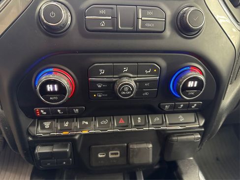 Used 2020 Chevrolet Silverado 2500 LTZ w/ LTZ Plus Package AWD/4WD image 33