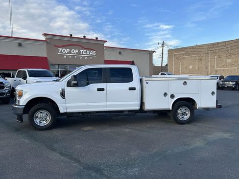 Used 2022 Ford F250 XL w/ Power Equipment Group image 10