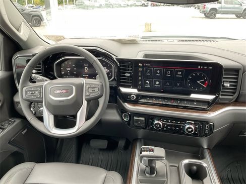 New 2026 GMC Sierra 1500 Elevation w/ Elevation Premium Package image 17