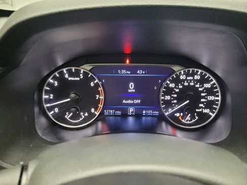 Used 2024 Nissan Altima 2.5 SV image 23