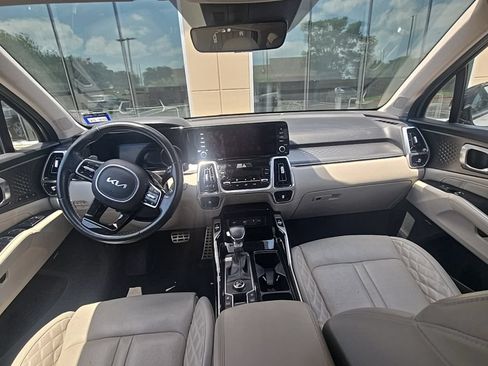 Used 2022 Kia Sorento SX FWD image 13