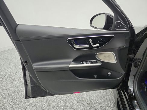 Used 2024 Mercedes-Benz C 300 Sedan image 14