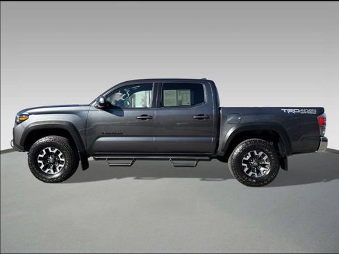 Used 2023 Toyota Tacoma TRD Off-Road w/ Black Out Package (TMS) image 3