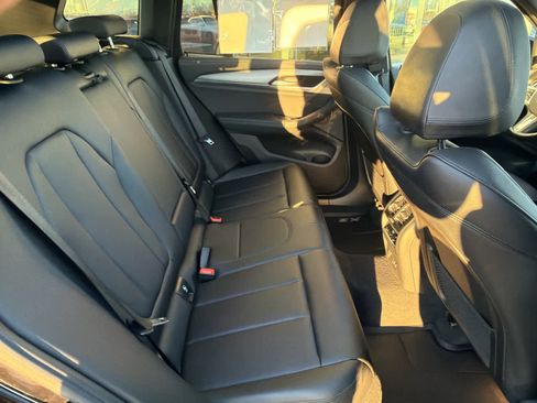 Used 2021 BMW X3 xDrive30i w/ M Sport Package image 12