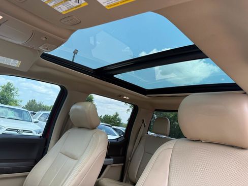 Used 2018 Ford F150 Lariat RWD image 13