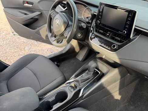 Used 2021 Toyota Corolla LE FWD image 8