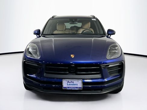 Used 2024 Porsche Macan AWD/4WD image 2