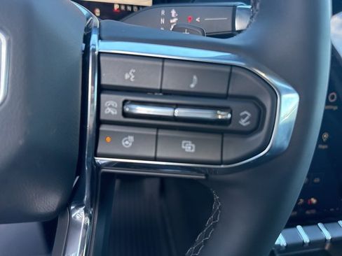 New 2026 GMC Acadia Elevation image 18