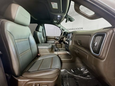 Used 2020 GMC Sierra 2500 Denali w/ Denali Ultimate Package image 28