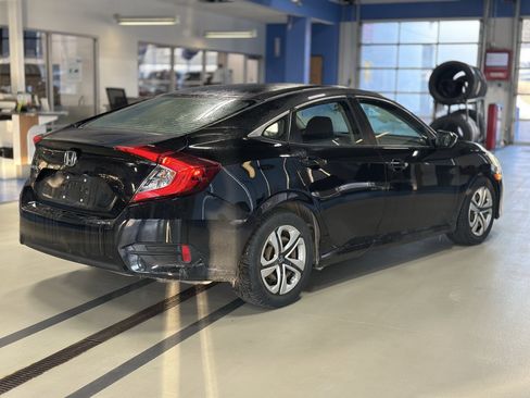 Used 2018 Honda Civic LX image 5