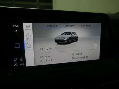 Used 2024 Volkswagen Golf R AWD/4WD image 31
