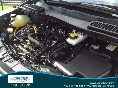 Used 2019 Ford Escape SEL image 17