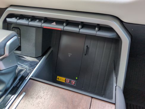 Certified 2025 Toyota Sequoia Capstone AWD/4WD image 38
