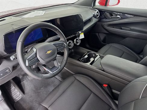 Used 2024 Chevrolet Blazer EV LT AWD/4WD image 11