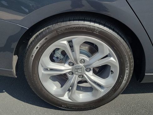 Certified 2025 Honda Accord LX image 7