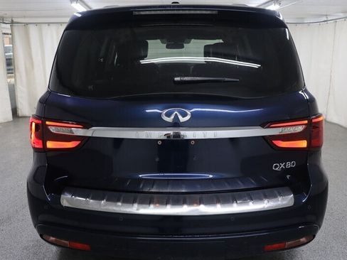 Used 2018 INFINITI QX80 4WD w/ Driver Assistance Package image 5