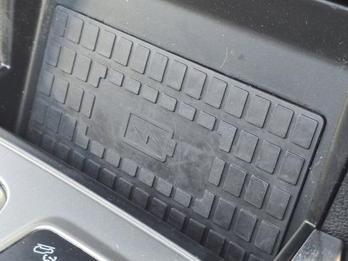 Used 2020 Ford Explorer ST w/ ST Street Pack image 8