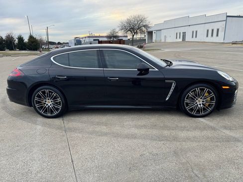 Used 2016 Porsche Panamera Turbo S image 4