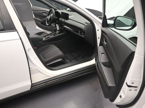 Used 2023 Honda Accord Sport image 15