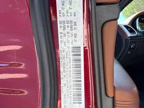 Used 2019 Jeep Grand Cherokee Summit AWD/4WD image 14