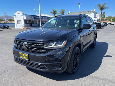 Used 2022 Volkswagen Atlas SEL R-Line image 4
