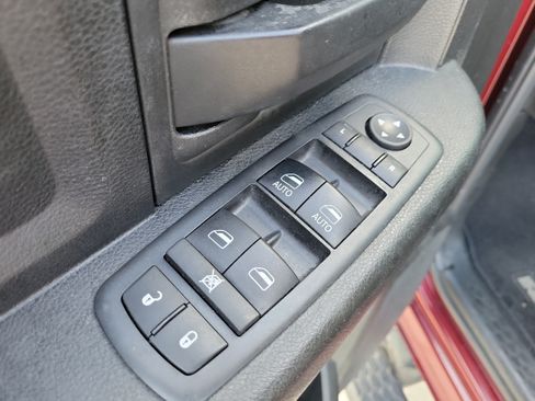 Used 2019 RAM 1500 Express w/ Express Value Package RWD image 13