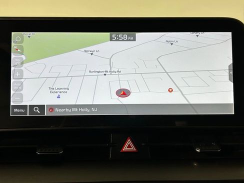 Used 2024 Kia Sportage EX image 18