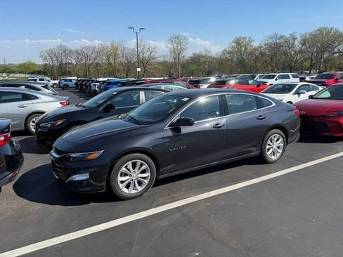Used 2023 Chevrolet Malibu LT image 4