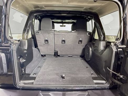 Used 2023 Jeep Wrangler Unlimited Sport AWD/4WD image 31