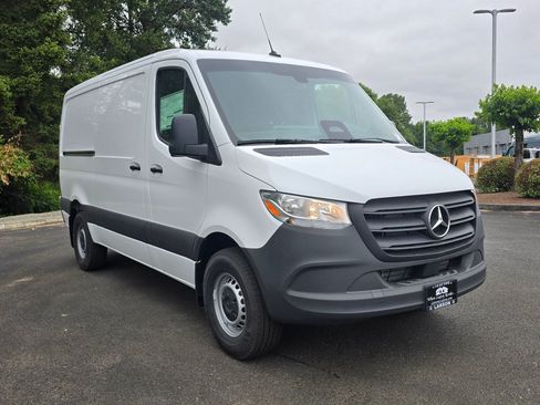 New 2026 Mercedes-Benz Sprinter 2500 image 8