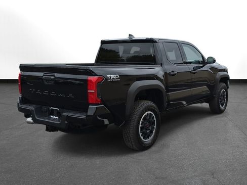 Used 2026 Toyota Tacoma TRD Off-Road AWD/4WD image 6
