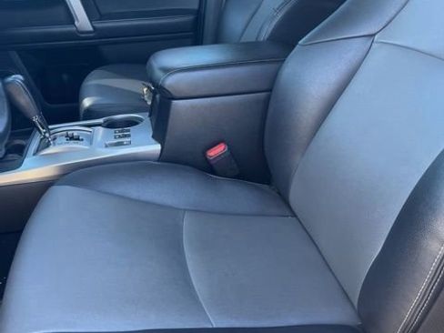 Used 2019 Toyota 4Runner SR5 Premium image 14