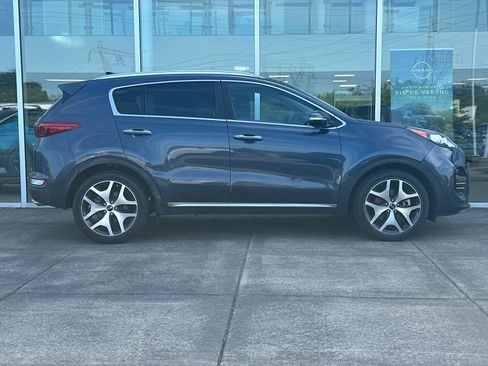 Used 2017 Kia Sportage SX FWD image 2