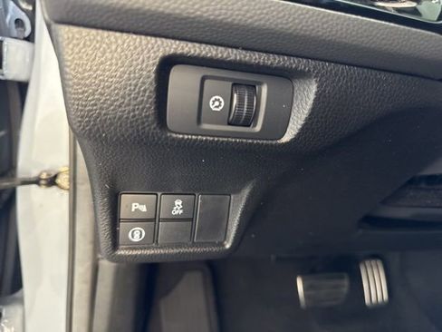 Used 2024 Honda Civic Sport Touring image 8