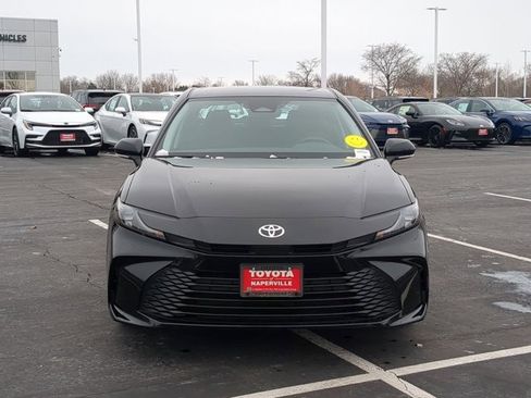 Used 2026 Toyota Camry LE image 4