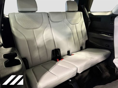 Used 2021 Hyundai Palisade SEL w/ Premium Package AWD/4WD image 31