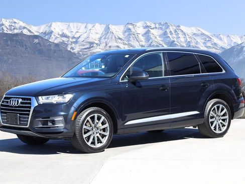 Used 2018 Audi Q7 3.0T Premium Plus w/ Premium Plus Package AWD/4WD image 2