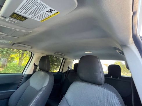 Used 2022 Ford Maverick XL image 27