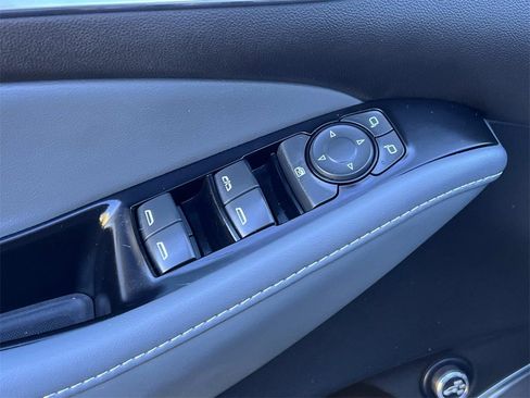 Certified 2023 Buick Enclave Essence w/ Experience Buick Package image 16