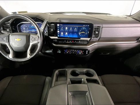 Used 2022 Chevrolet Silverado 1500 LT AWD/4WD image 14