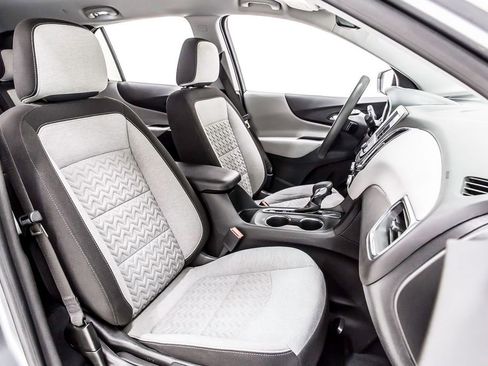 Used 2023 Chevrolet Equinox LS FWD image 34