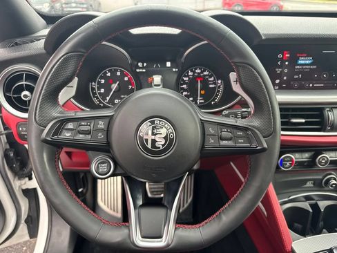 Used 2020 Alfa Romeo Stelvio Ti Sport AWD/4WD image 35