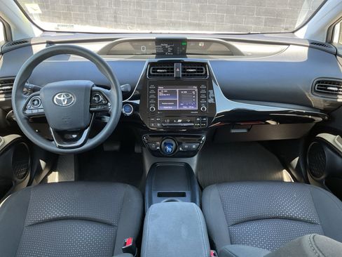 Used 2022 Toyota Prius LE FWD image 15