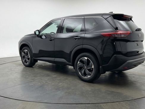 Used 2025 Nissan Rogue SV image 6