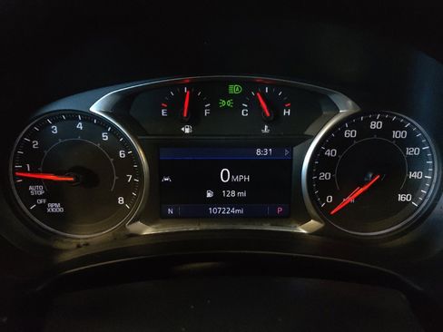 Used 2022 GMC Terrain SLT FWD image 23