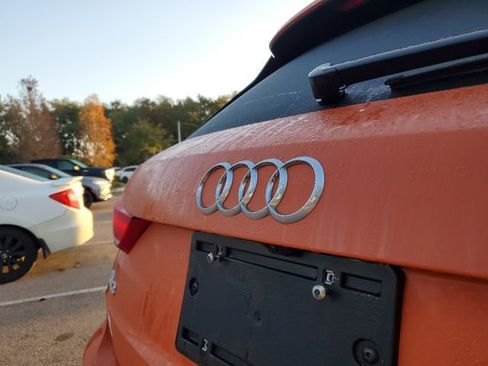 Used 2025 Audi Q3 2.0T Premium image 6