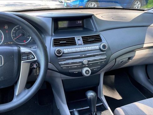 Used 2010 Honda Accord LX image 17