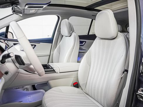 Certified 2023 Mercedes-Benz EQE 500 4MATIC SUV image 11