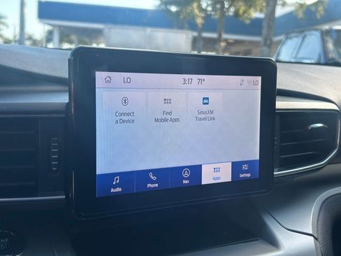 Certified 2022 Ford Explorer XLT w/ Equipment Group 202A image 17