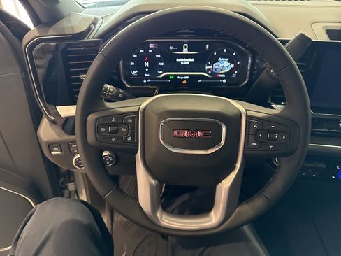 New 2025 GMC Sierra 2500 SLT image 29